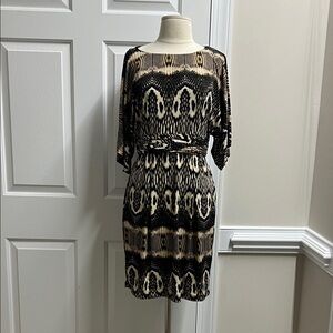 Taylor size 6 Black and Cream Mini Dress